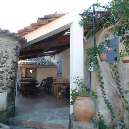 Maison De Charme Pres De La Сasa de vacaciones *